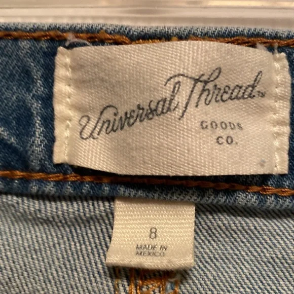 Universal Thread Medium Wash Denim Skirt…size 8 - Picture 5 of 7